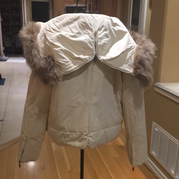 Down winter jacket - Picture 3 of 8